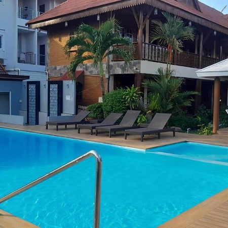 Ben Guesthouse Чианг Рай Екстериор снимка