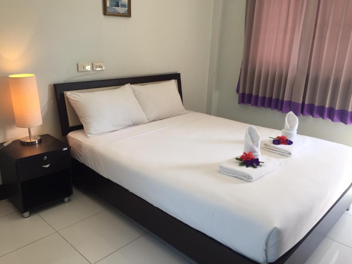 Ben Guesthouse Чианг Рай Екстериор снимка