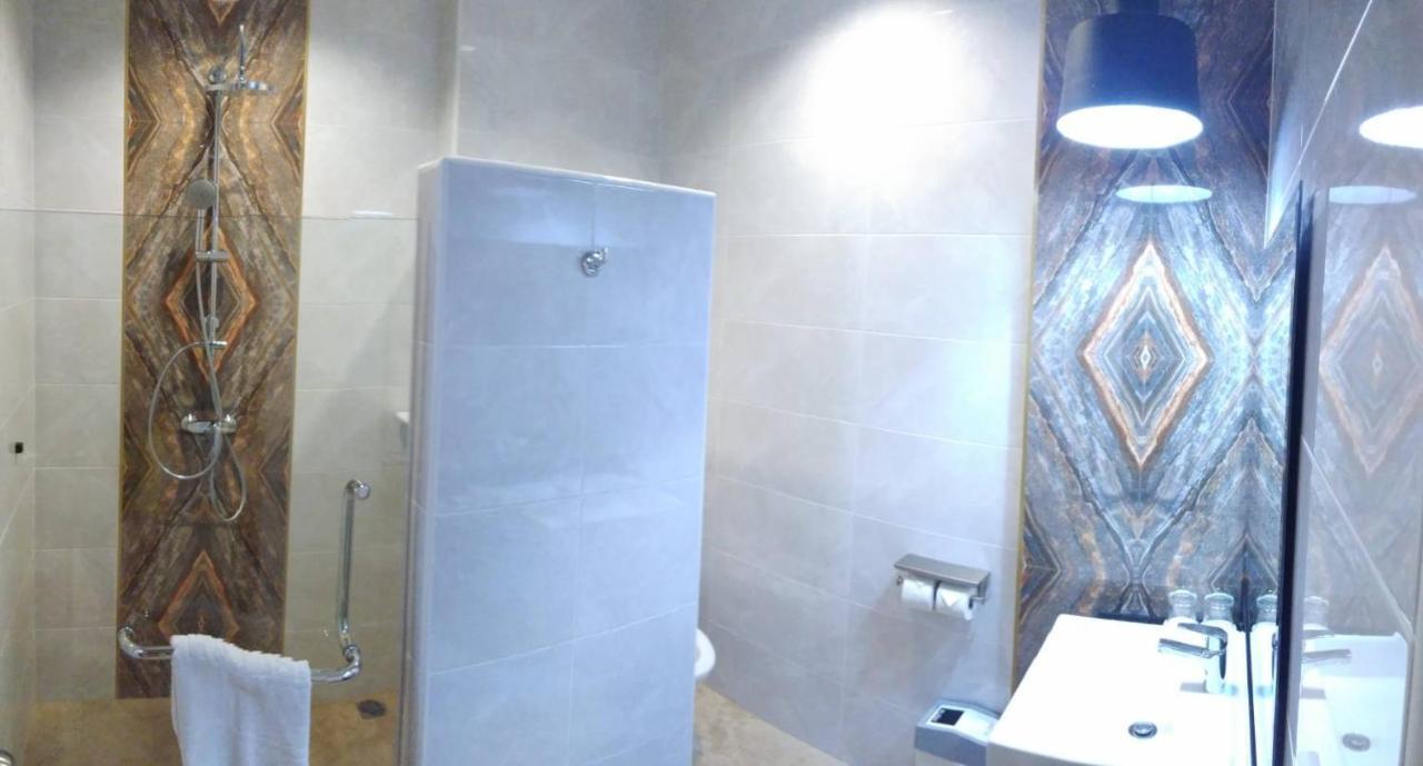 Ben Guesthouse Чианг Рай Екстериор снимка
