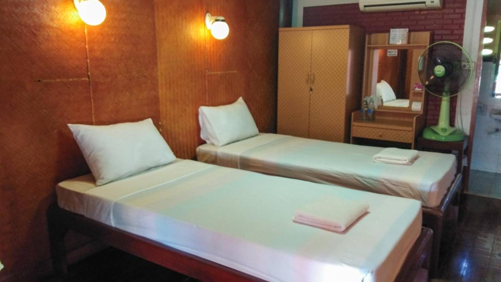 Ben Guesthouse Чианг Рай Екстериор снимка