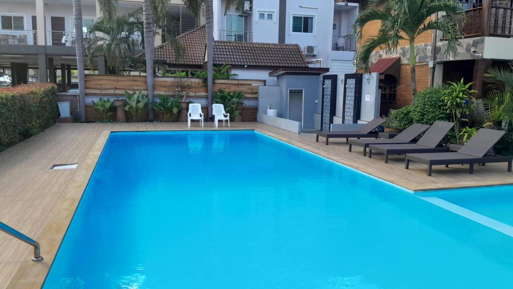 Ben Guesthouse Чианг Рай Екстериор снимка