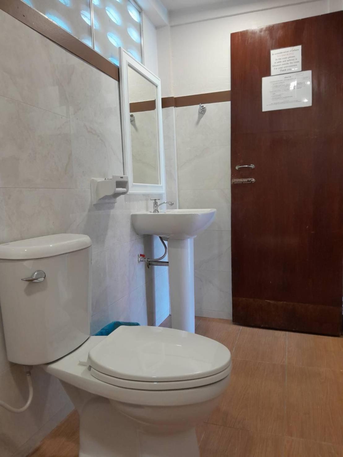 Ben Guesthouse Чианг Рай Екстериор снимка