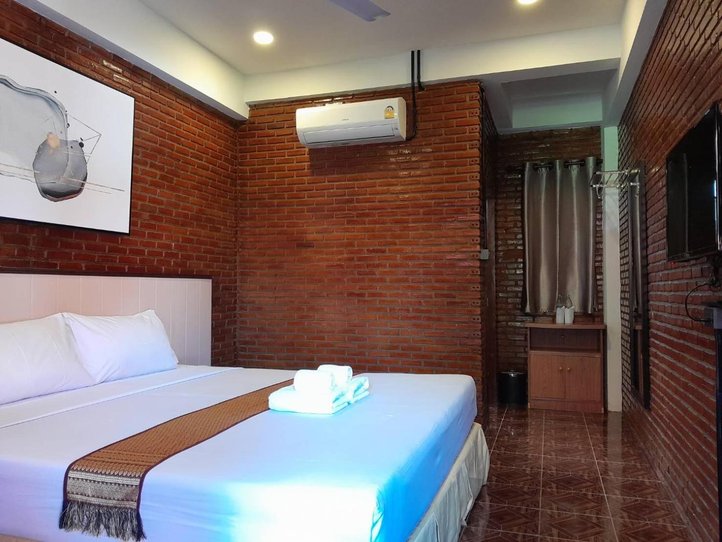 Ben Guesthouse Чианг Рай Екстериор снимка