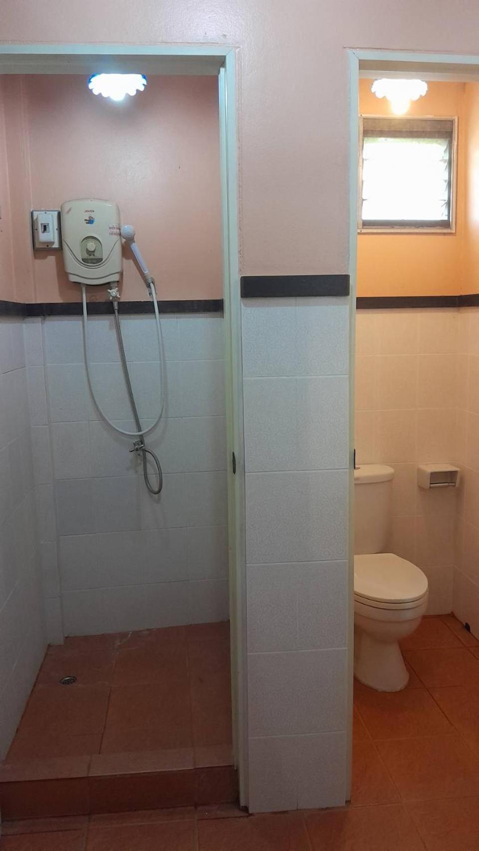 Ben Guesthouse Чианг Рай Екстериор снимка