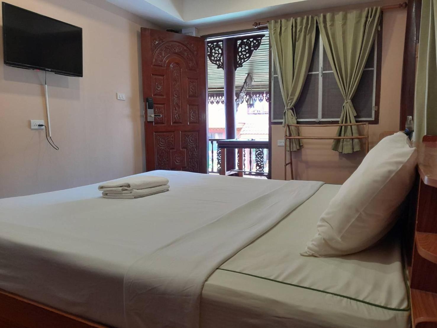 Ben Guesthouse Чианг Рай Екстериор снимка